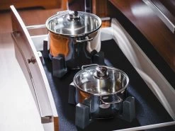 Purvario Borden En Pannenhouder 4 Purvario Borden En Pannenhouder -Wildernis Kampeer Winkel 476705 476705 images other purvariobordenpannenhouder2 2 ecommerce