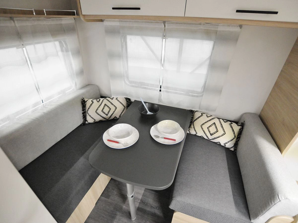 Caravelair Alba 390 caravan Caravelair Alba 390 Caravan -Wildernis Kampeer Winkel caravelair alba 390 3 ecommerce 53ef