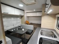 Caravelair Alba 466 Family Caravan 7 Caravelair Alba 466 Family Caravan -Wildernis Kampeer Winkel caravelair alba 466 2022 6 richtingzithoek ecommerce 54ff