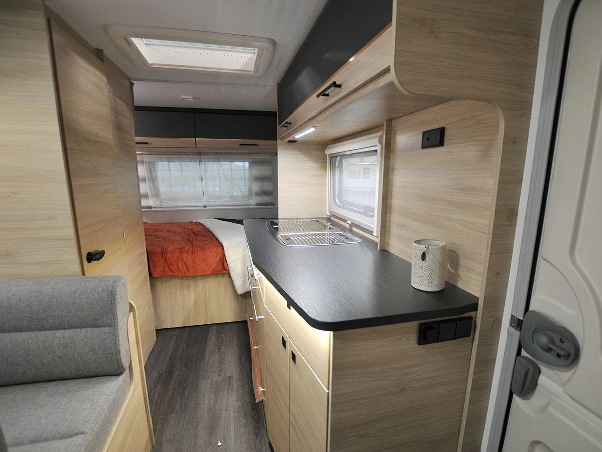 Caravelair Alba Style 430 caravan Caravelair Alba Style 430 Caravan -Wildernis Kampeer Winkel caravelair alba style 430 2022 6 richtingbed ecommerce