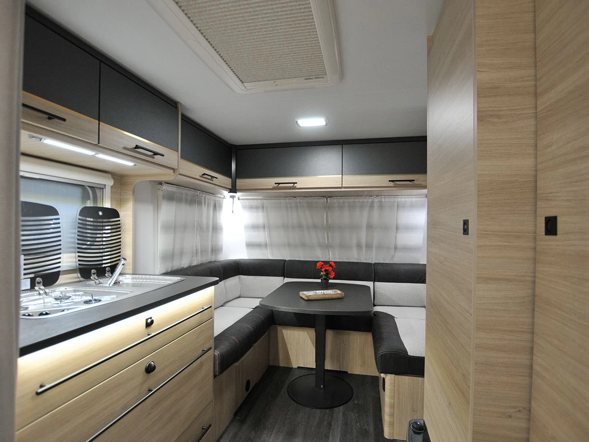 Caravelair Antares Titanium 455 caravan Caravelair Antares Titanium 455 Caravan -Wildernis Kampeer Winkel caravelair antares 455 titanium 2023 3 ecommerce 4cc0