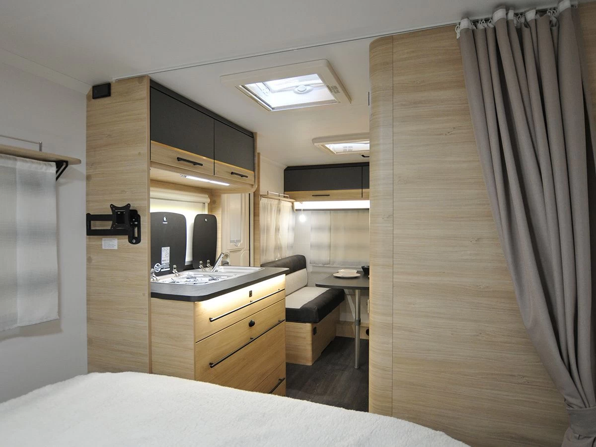 Caravelair Antares Titanium 470 caravan Caravelair Antares Titanium 470 Caravan -Wildernis Kampeer Winkel caravelair antares 470 titanium 2023 10 ecommerce