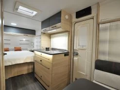 Caravelair Antares Titanium 470 Caravan 9 Caravelair Antares Titanium 470 Caravan -Wildernis Kampeer Winkel caravelair antares 470 titanium 2023 4 ecommerce