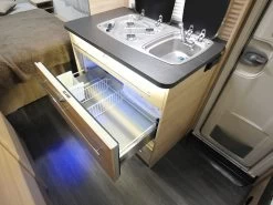 Caravelair Antares Titanium 470 Caravan 7 Caravelair Antares Titanium 470 Caravan -Wildernis Kampeer Winkel caravelair antares 470 titanium 2023 6 ecommerce