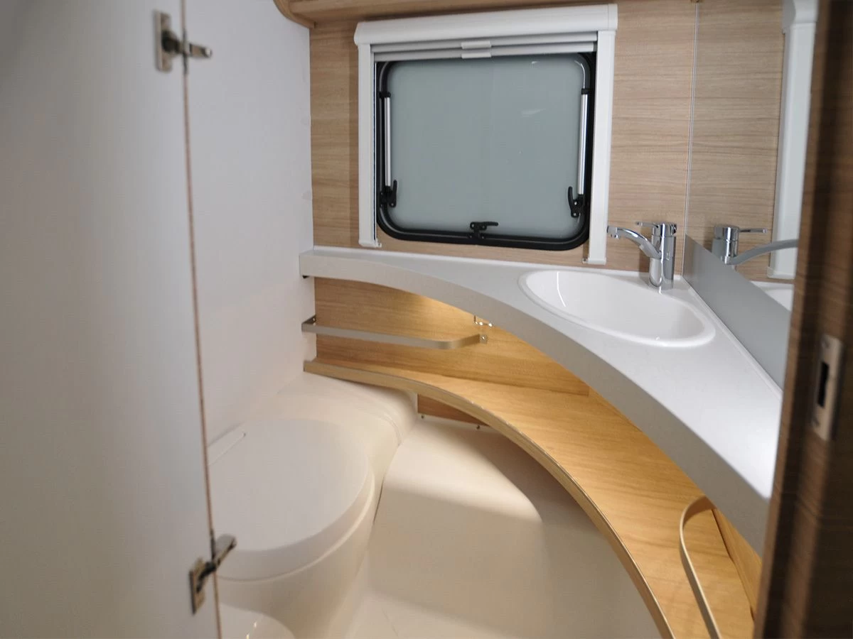 Fendt Bianco Selection 465 TG caravan Fendt Bianco Selection 465 TG Caravan -Wildernis Kampeer Winkel fendt 465 tg bianco sel 7 ecommerce 5b46 1