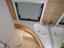 Fendt Bianco Selection 465 TG Caravan 9 Fendt Bianco Selection 465 TG Caravan -Wildernis Kampeer Winkel fendt 465 tg bianco sel 8 ecommerce f7b6