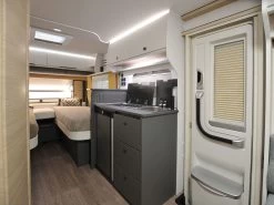 Fendt Apero 465 TG Caravan 5 Fendt Apero 465 TG Caravan -Wildernis Kampeer Winkel fendt apero 465 tg 4 ecommerce