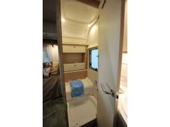 Fendt Bianco Activ 465 SFH Caravan 11 Fendt Bianco Activ 465 SFH Caravan -Wildernis Kampeer Winkel fendt bianco activ 465 sfh 2022 10 toilet ecommerce 4dfb