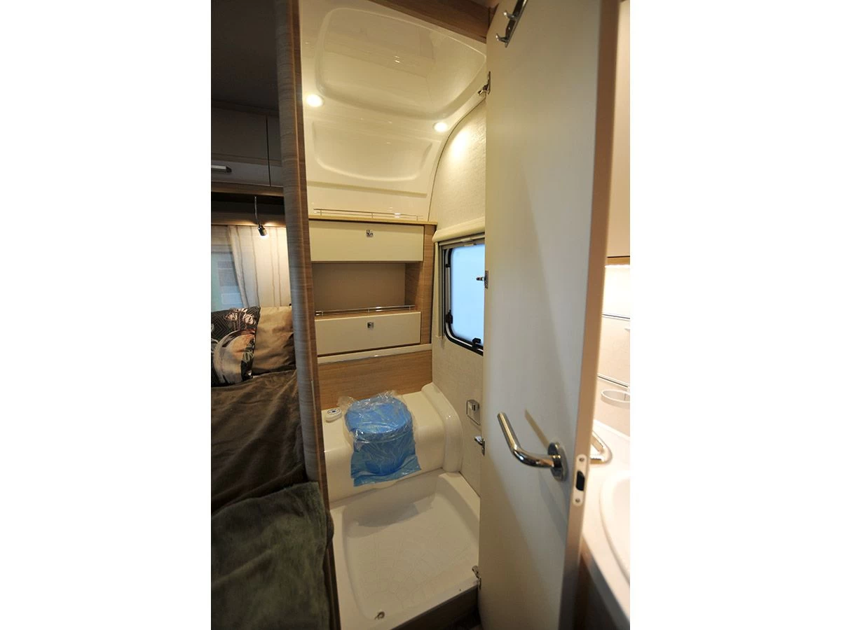 Fendt Bianco Activ 465 SFH caravan Fendt Bianco Activ 465 SFH Caravan -Wildernis Kampeer Winkel fendt bianco activ 465 sfh 2022 10 toilet ecommerce 4dfb