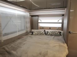 Fendt Tendenza 465 SFB Caravan 11 Fendt Tendenza 465 SFB Caravan -Wildernis Kampeer Winkel fendt tendenza 465 10 ecommerce 6633