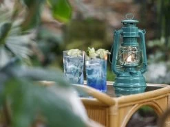 Feuerhand Baby Special 276 Teal Blue Stormlamp 4 Feuerhand Baby Special 276 Teal Blue Stormlamp -Wildernis Kampeer Winkel feuerhand stormlamp teal blauw 2 ecommerce 8286