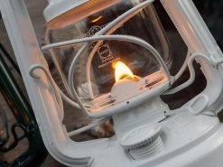 Feuerhand Baby Special 276 Pure White Stormlamp 6 Feuerhand Baby Special 276 Pure White Stormlamp -Wildernis Kampeer Winkel feuerhand stormlamp wit 2 ecommerce 16c5