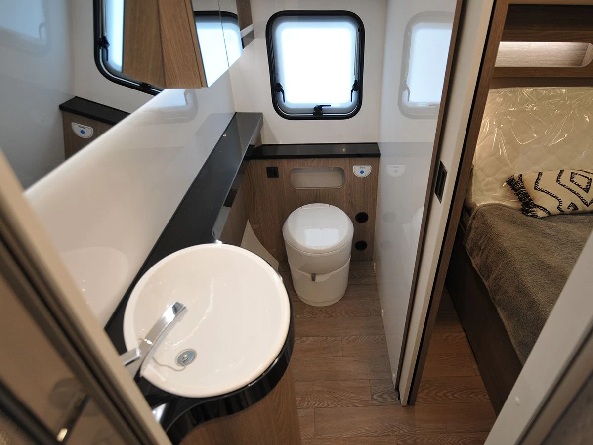 Hobby Prestige 720 WQC caravan Hobby Prestige 720 WQC Caravan -Wildernis Kampeer Winkel hobby 720 wqc prestige 10 ecommerce b1b3