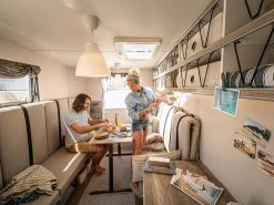 Hobby Beachy 450 Caravan 5 Hobby Beachy 450 Caravan -Wildernis Kampeer Winkel hobby beachy 2022 dealer 8 ecommerce c36e 1