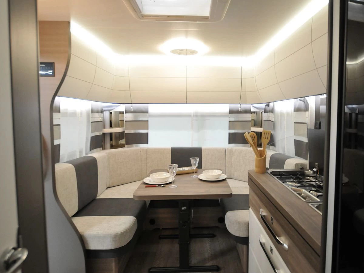 Hobby Excellent Edition 540 UL caravan Hobby Excellent Edition 540 UL Caravan -Wildernis Kampeer Winkel