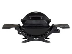 Weber Q1200 Gasbarbecue 4 Weber Q1200 Gasbarbecue -Wildernis Kampeer Winkel weber q1200 gasbarbecue 2 ecommerce fedd